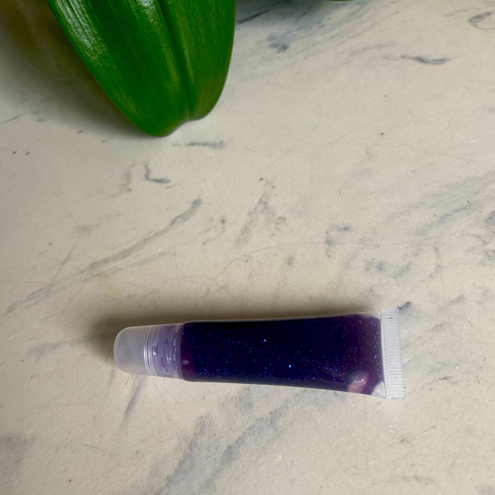 ✨Sparkle✨ Grape Lipgloss